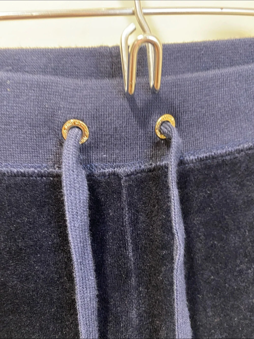Juicy Couture Navy Velour Drawstring Joggers With Pockets Size M